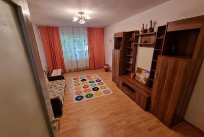Apartament cu 3 camere decomandat în Central - 3