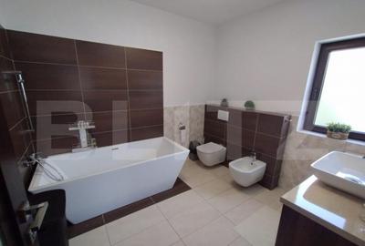 Casa/Pensiune,310mp,zona Jelnei,2800 mp teren,Lac de pesti,i - 3