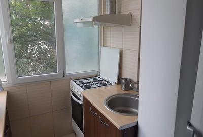 Apartament cu 2 camere decomandat în Gura Văii - 6