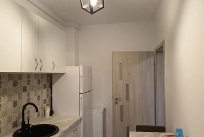 Garsonieră decomandată în Roșu - 2