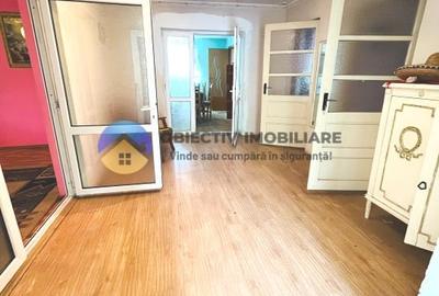 CASA cu mansarda  comuna DOBRENI - 4