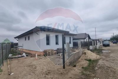 Casă cu 4 camere cu Teren 400 Mp în Dârza - 6