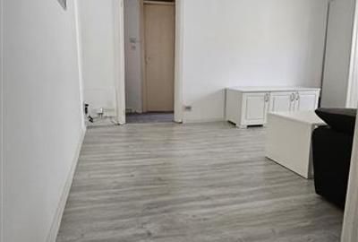Apartament cu 2 camere semidecomandat, mobilat în Complex Studențesc - 4