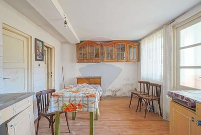 Casă cu 6 camere cu Teren 2134 Mp în Cincu - 22