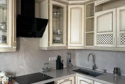 Apartament cu 3 camere de vanzare in zona Stefan Cel Mare - 2