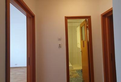 Proprietar vând apartament, 3 camere decomandate, 6/10, Bucur Obor - 10