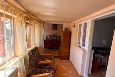 Casă cu 3 camere cu Teren 800 Mp în Cobadin - 9