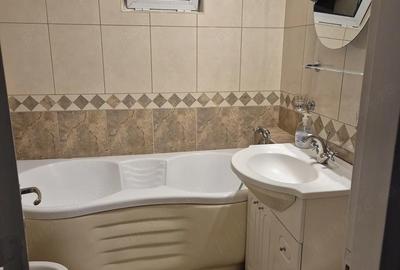Apartament cu 2 camere decomandat în Răcădău - 2