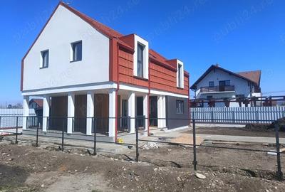 Vand casa la intrare in Prejmer - 1