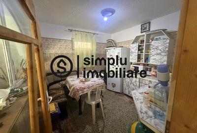 Casă cu Teren 372 Mp în Bariera Vâlcii - 2