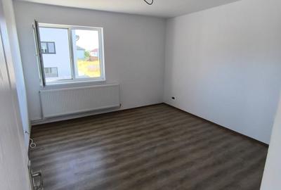 Casă cu 4 camere în Central - 6