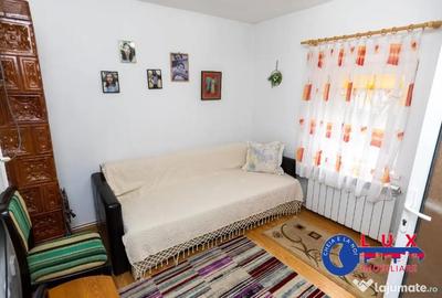 Casă cu 5 camere cu Teren 378 Mp în Central - 9