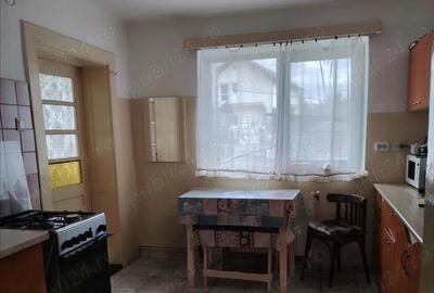 Casa de vanzare 6 camere - 7