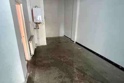 Spatiu Comercial de inchiriat in Sibiu pe Semaforului bl. 19 Pret negociabil - 6