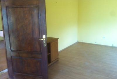Casă individuală cu 6 camere cu Teren 1617 Mp în Periferie - 10