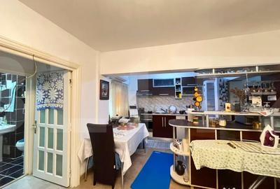 Apartament cu 4 camere decomandat în Central - 8