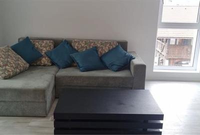 Apartament cu 2 camere decomandat, mobilat în Albert