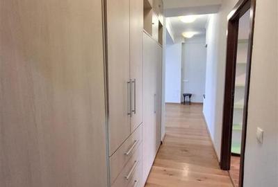 Apartament cu 4 camere semidecomandat în Central - 7