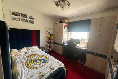 Apartament cu 4 camere semidecomandat, mobilat în Vest - 25