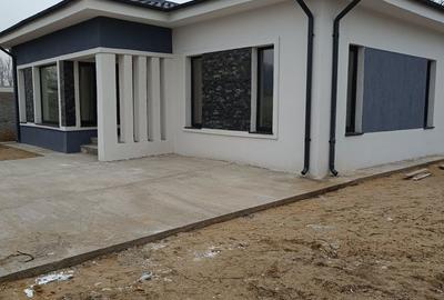 Casă cu 3 camere în Central - 6