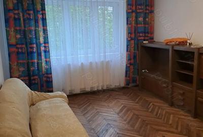 Vand apartament decomandat 2 camere, str. Minerului - 6