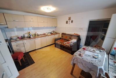 Casă cu 3 camere cu Canalizare în Hălchiu - 3