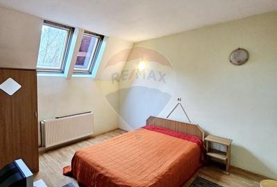 Casă cu 13 camere cu Teren 600 Mp în Voineasa - 42