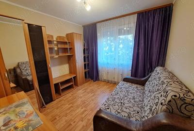 Inchiriez apartament 2 camere decomandat - 1