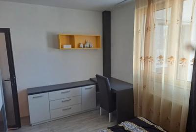Apartament cu 3 camere decomandat în Central - 8