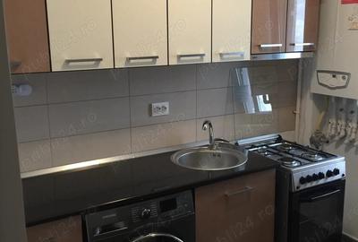 Garsonieră decomandată în Sebastian - 5