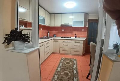 Casă cu 4 camere cu Teren 1000 Mp în Central - 8