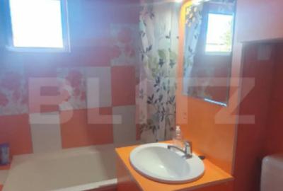 Apartament cu 2 camere semidecomandat, mobilat în Micro 16
