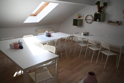 Închiriez săli de clasă complet dotate - 4