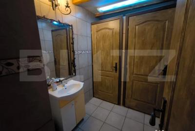 Spațiu comercial, de 1,600 mp, în Central - 14