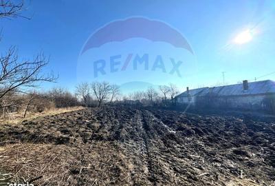 Spațiu comercial, în Săucești - 1