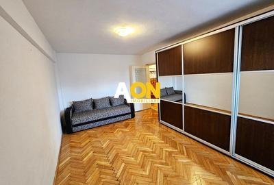 Apartament 2 camere, decomandat, et.3, Cetate, zona Liceului Sportiv - 3