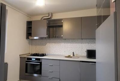 Apartament cu 3 camere semidecomandat în Pajura - 7