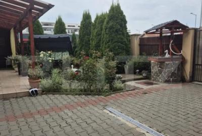 Casă cu 7 camere cu Teren 500 Mp în Unirii