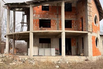 Casă cu Teren 2400 Mp în Potârnichești - 4