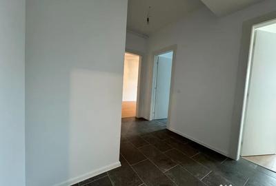 Apartament cu 3 camere semidecomandat în Nord - 17