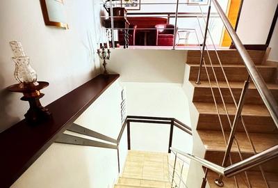 Casă cu 12 camere cu Teren 320 Mp în Sud - 4
