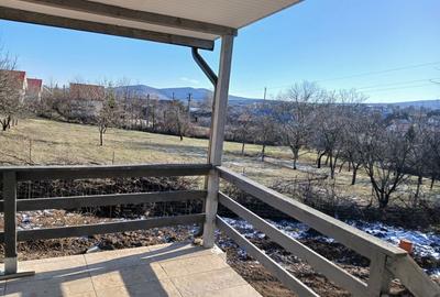 Casă cu 4 camere în Tomești - 5