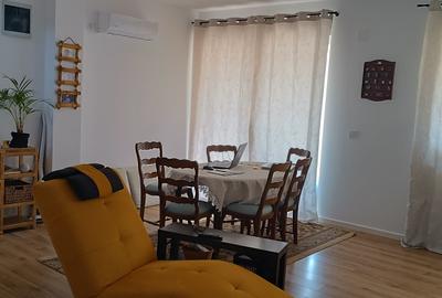 Particular -Vila duplex 4 camere, 100mpu, Luminoasă, Intima - 2
