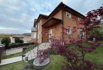 Casă individuală cu 5 camere cu Garaj în Mănăștur