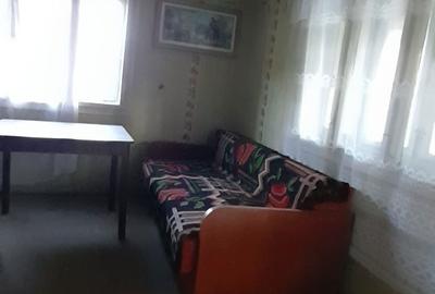 Casă cu 4 camere în Central - 2