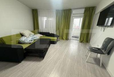 Apartament cu 3 camere decomandat în Micro 12 - 1