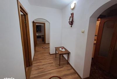 Apartament cu 3 camere în Central - 3