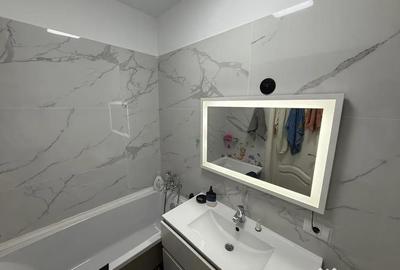 Apartament cu 3 camere decomandat, mobilat în Palazu Mare - 1