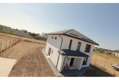 Vila eleganta  170 mp utili,curte generoasa 700 mp,finisaje premium,Balotesti. - 2