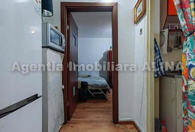 Apartament cu 2 camere decomandat în Micro 15 - 1